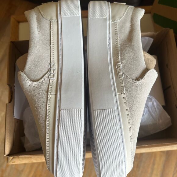 UGG Cream Casual Slip-Ons - Picture 3 of 8